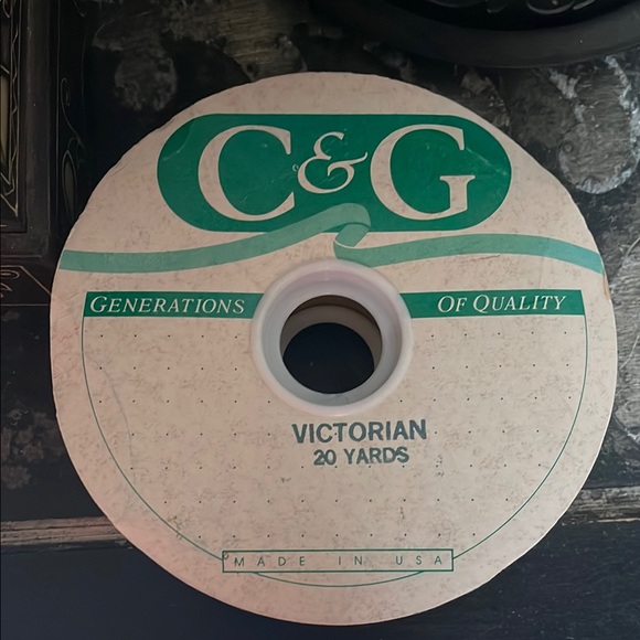 Pink and Beige Lace Trim Vintage 20 Yards - Picture 2 of 4